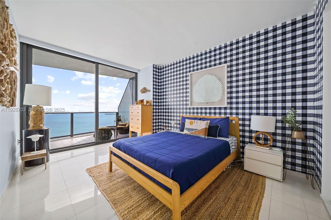 For Rent: $4,600 (2 beds, 2 baths, 1104 Square Feet)