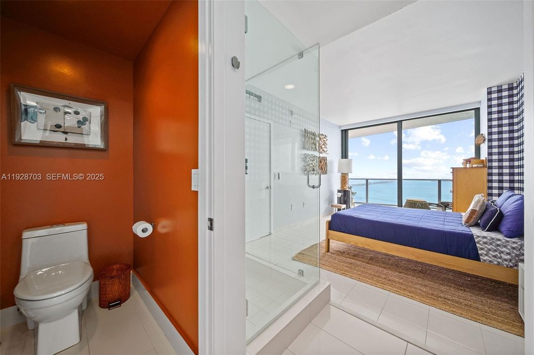 For Rent: $4,600 (2 beds, 2 baths, 1104 Square Feet)