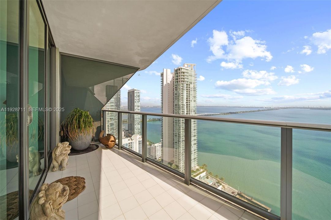 En Venta: $820,000 (2 camas, 2 baños, 1104 Pies cuadrados)