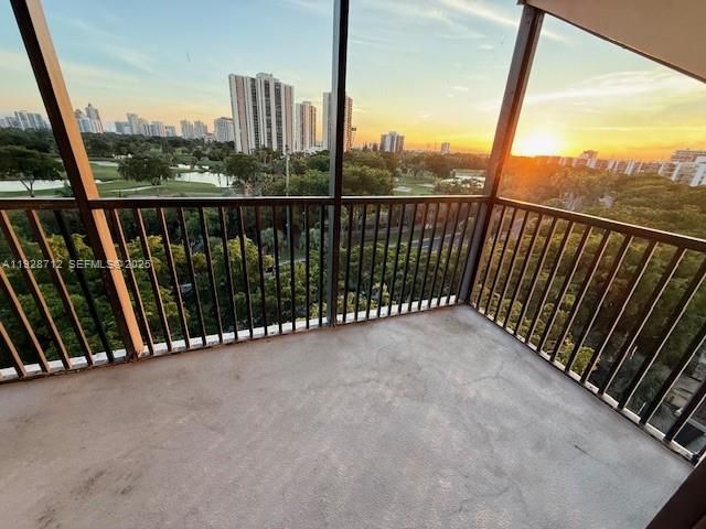 В аренду: $1,690 (1 спален, 1 ванн, 741 Квадратных фут)