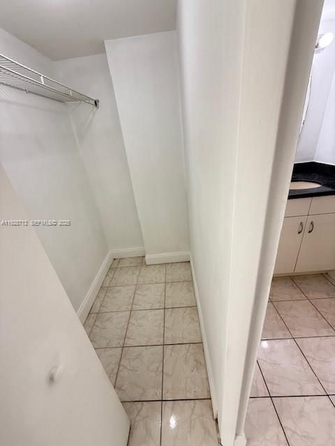 В аренду: $1,690 (1 спален, 1 ванн, 741 Квадратных фут)