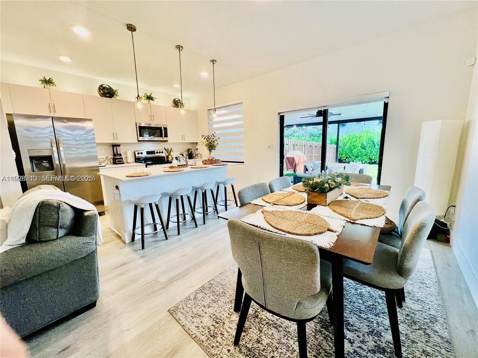 В аренду: $3,200 (3 спален, 2 ванн, 1514 Квадратных фут)