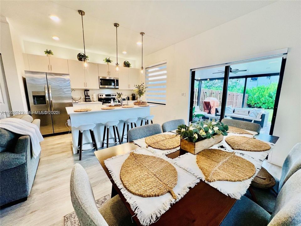 В аренду: $3,200 (3 спален, 2 ванн, 1514 Квадратных фут)