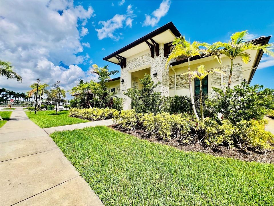 В аренду: $3,200 (3 спален, 2 ванн, 1514 Квадратных фут)