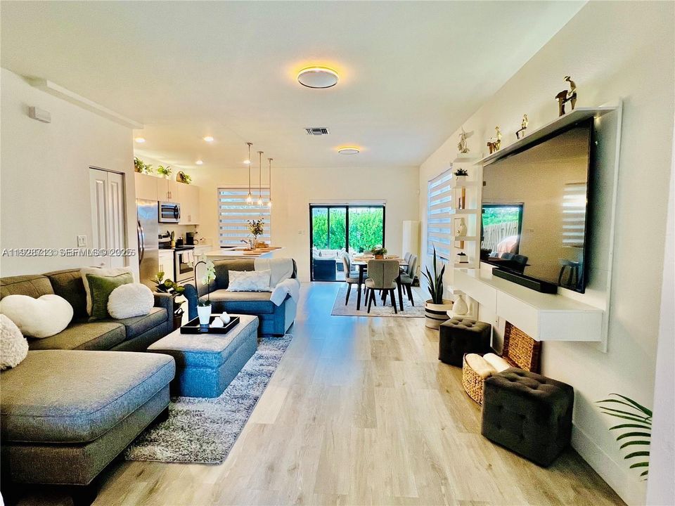 В аренду: $3,200 (3 спален, 2 ванн, 1514 Квадратных фут)