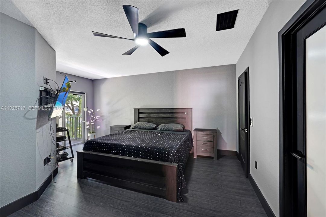 出租: $2,900 (3 贝兹, 2 浴室, 1536 平方英尺)