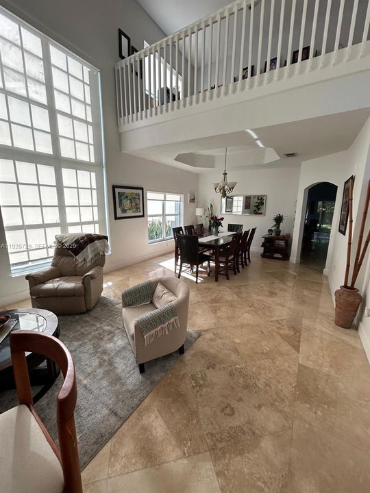 На продажу: $1,120,000 (5 спален, 3 ванн, 2569 Квадратных фут)