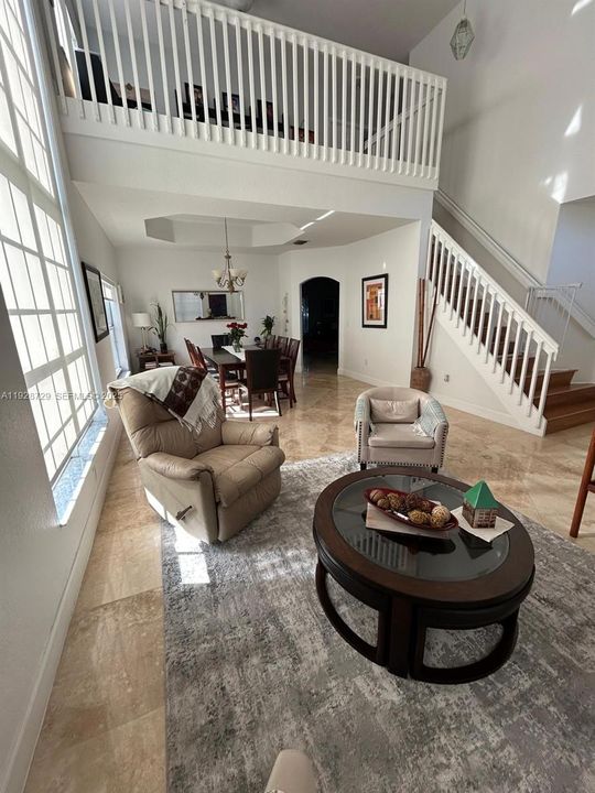 На продажу: $1,120,000 (5 спален, 3 ванн, 2569 Квадратных фут)