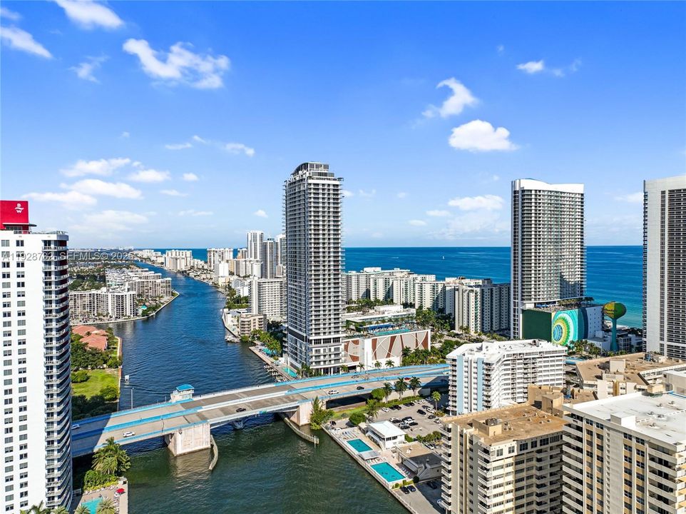 For Sale: $189,900 (1 beds, 1 baths, 1162 Square Feet)