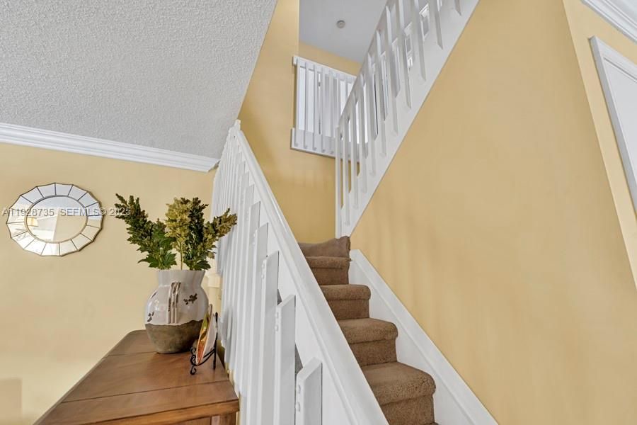 For Sale: $710,000 (3 beds, 2 baths, 2216 Square Feet)