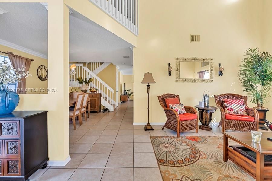 For Sale: $710,000 (3 beds, 2 baths, 2216 Square Feet)