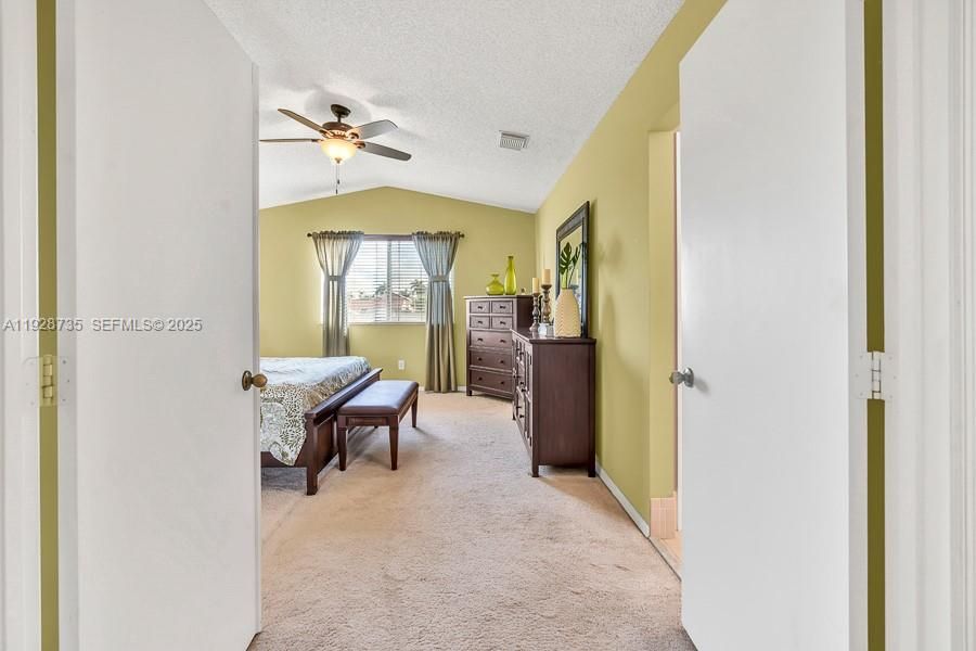 For Sale: $710,000 (3 beds, 2 baths, 2216 Square Feet)