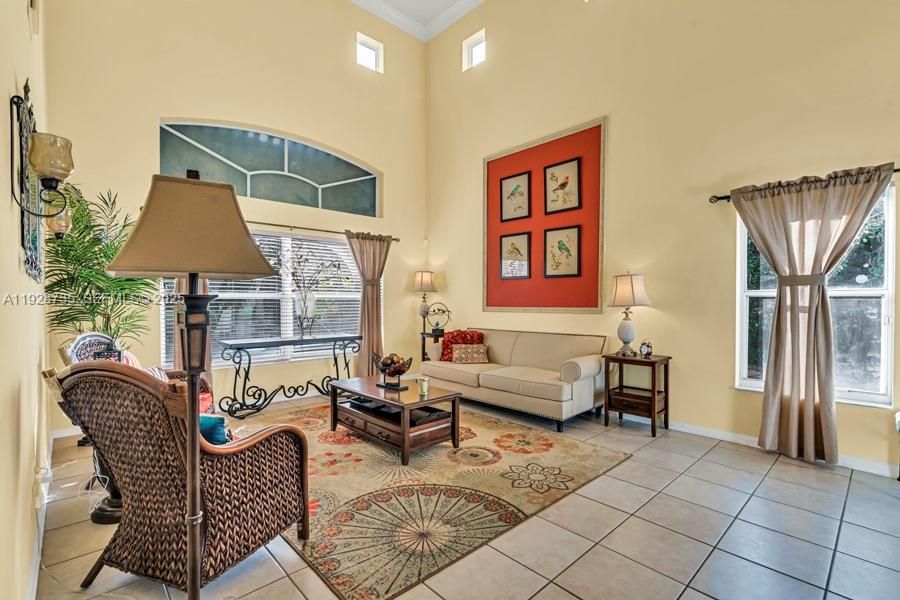 For Sale: $710,000 (3 beds, 2 baths, 2216 Square Feet)