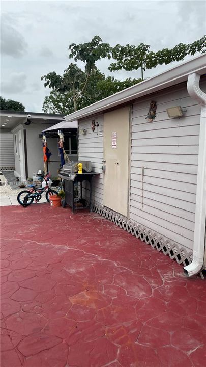 For Sale: $540,000 (2 beds, 2 baths, 1058 Square Feet)