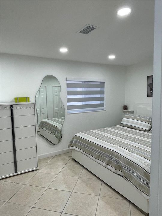 For Sale: $540,000 (2 beds, 2 baths, 1058 Square Feet)