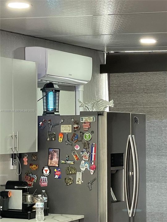 For Sale: $540,000 (2 beds, 2 baths, 1058 Square Feet)