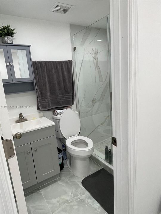 For Sale: $540,000 (2 beds, 2 baths, 1058 Square Feet)