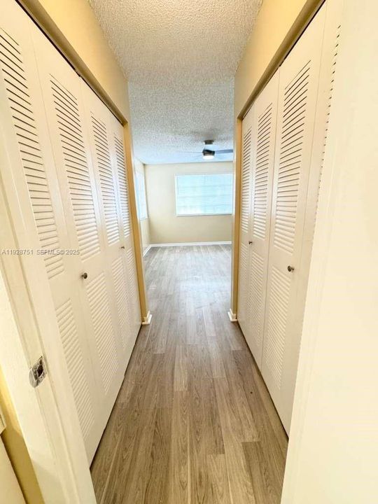 En Renta: $2,000 (2 camas, 2 baños, 1076 Pies cuadrados)