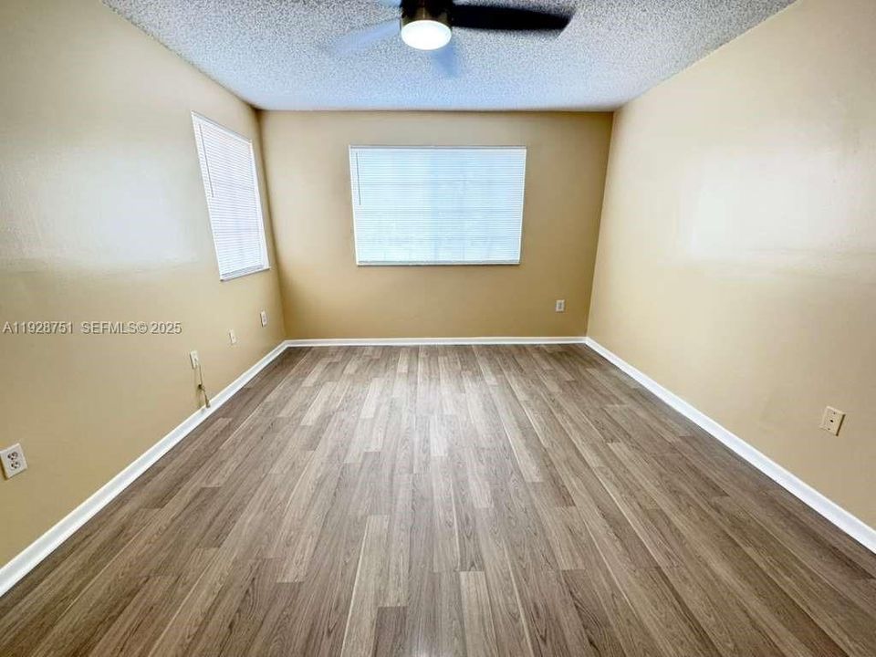 En Renta: $2,000 (2 camas, 2 baños, 1076 Pies cuadrados)