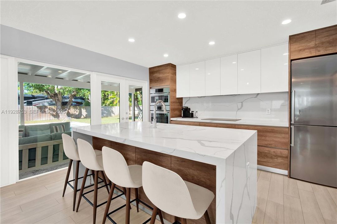 待售: $1,349,999 (3 贝兹, 2 浴室, 1890 平方英尺)