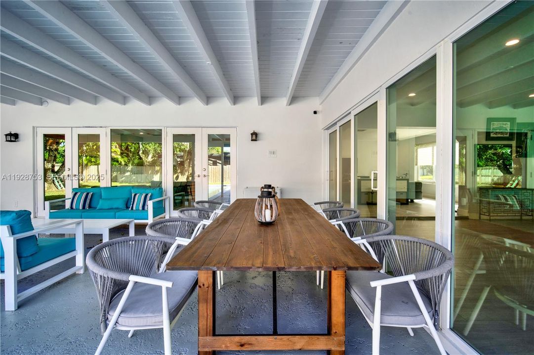 待售: $1,349,999 (3 贝兹, 2 浴室, 1890 平方英尺)