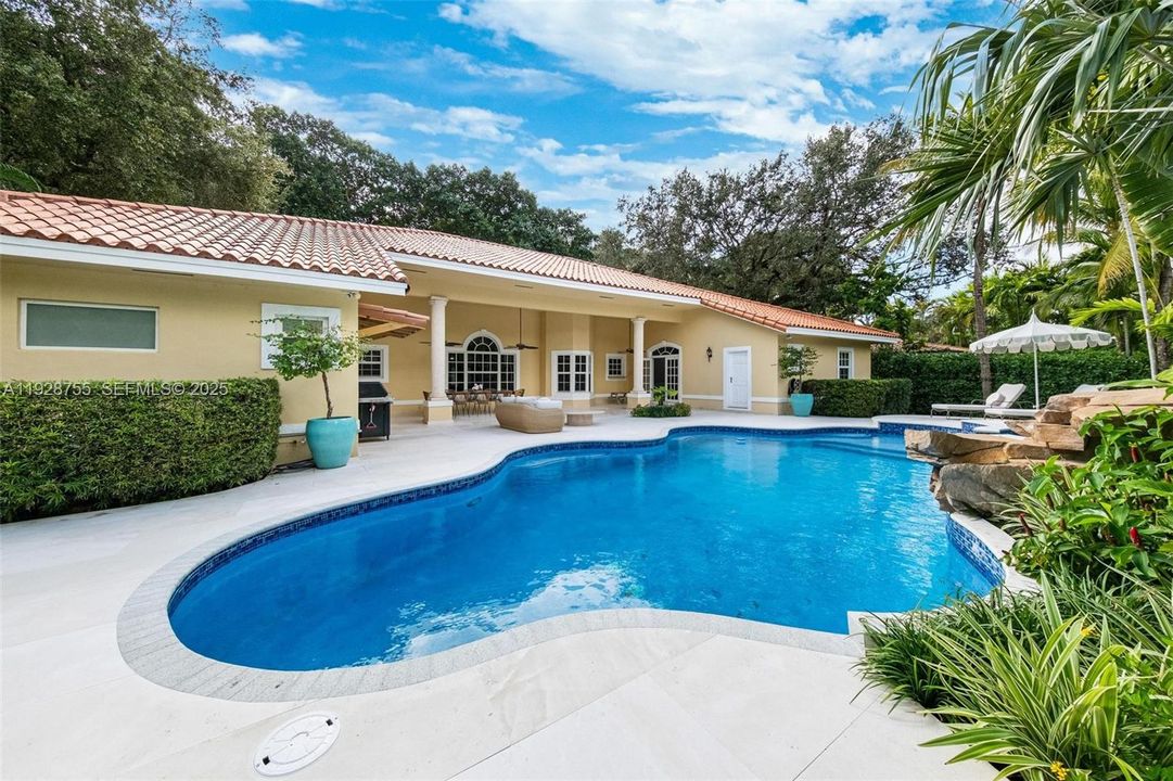 В аренду: $20,000 (5 спален, 3 ванн, 3442 Квадратных фут)