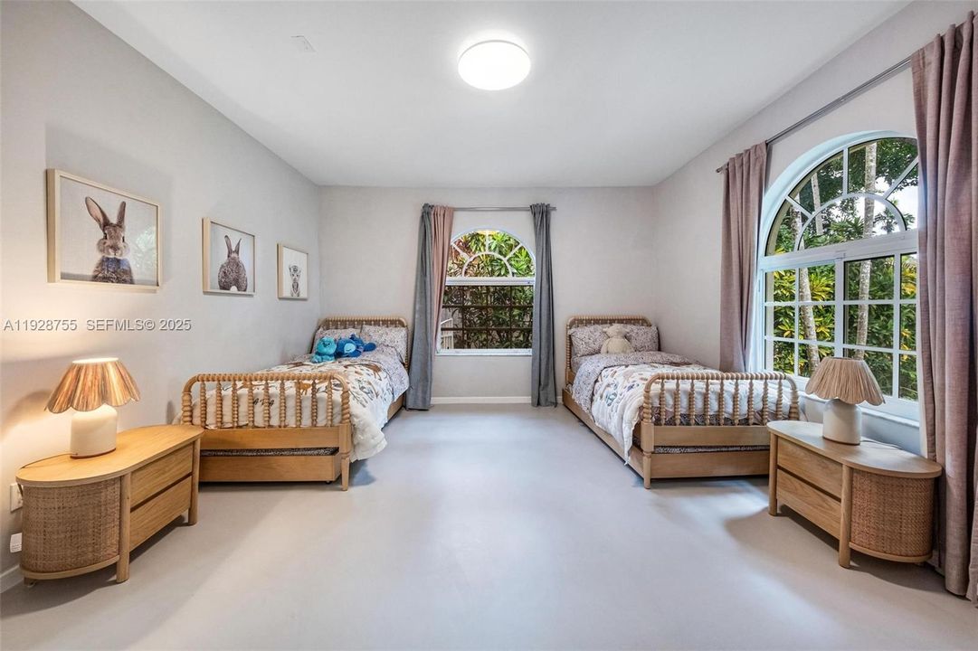 В аренду: $20,000 (5 спален, 3 ванн, 3442 Квадратных фут)