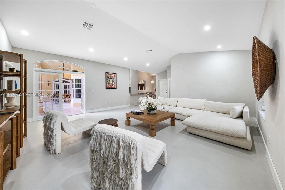 В аренду: $20,000 (5 спален, 3 ванн, 3442 Квадратных фут)