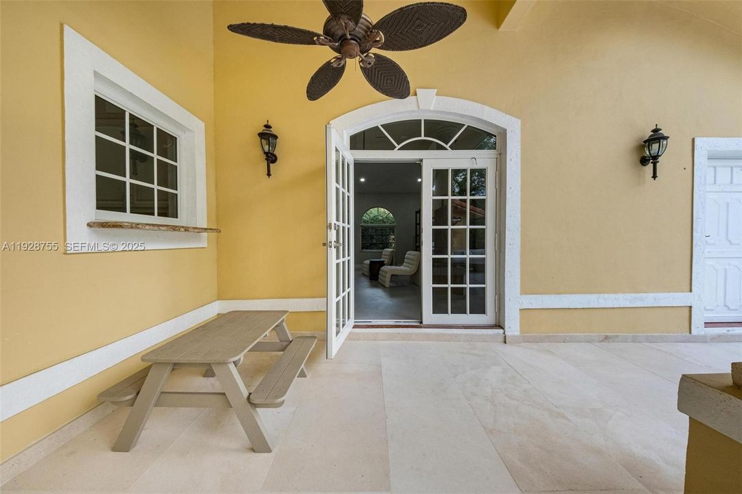 В аренду: $20,000 (5 спален, 3 ванн, 3442 Квадратных фут)