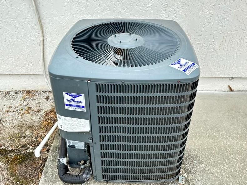 For Rent: $2,400 (3 beds, 2 baths, 1463 Square Feet)