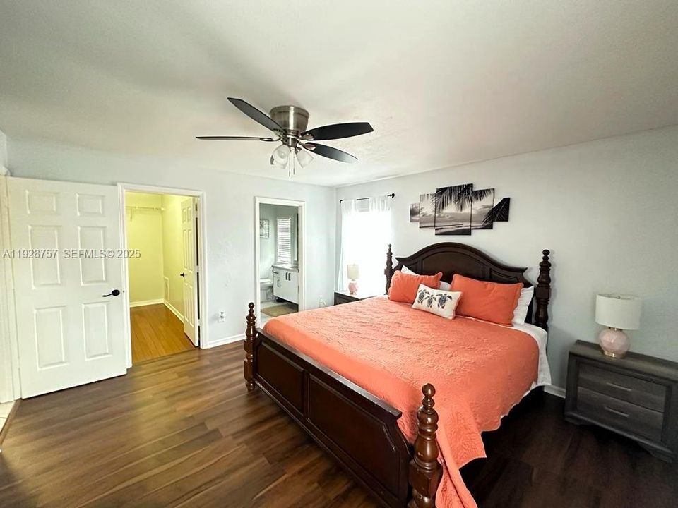 For Rent: $2,400 (3 beds, 2 baths, 1463 Square Feet)