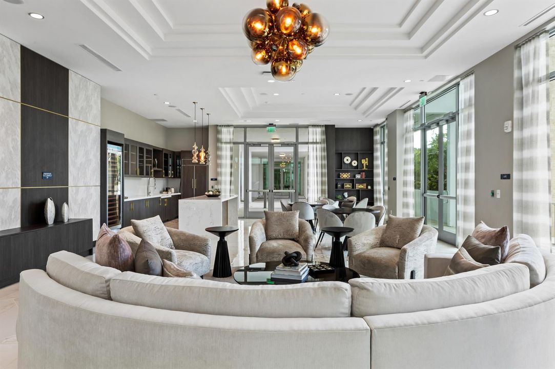 CLUB ROOM