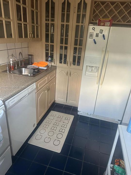 En Renta: $2,500 (2 camas, 2 baños, 980 Pies cuadrados)