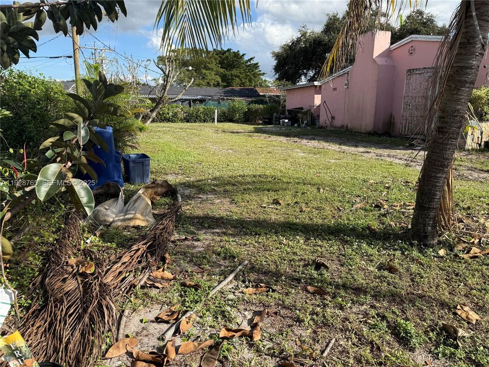 En Venta: $375,000 (3 camas, 2 baños, 1150 Pies cuadrados)