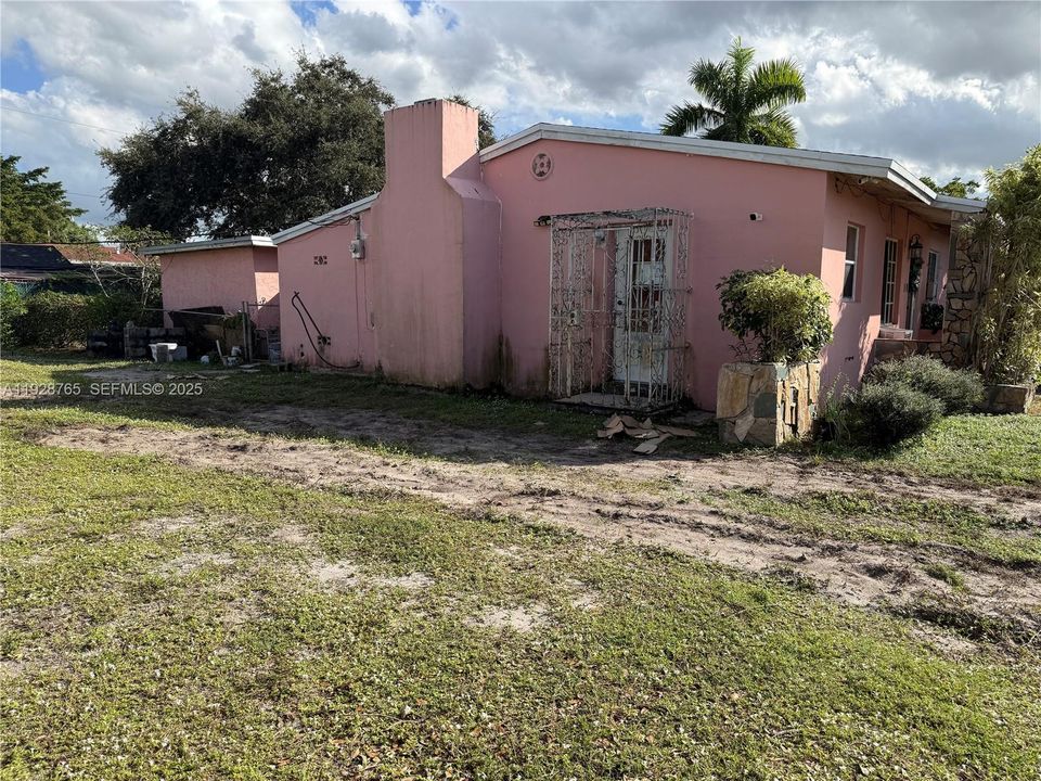 En Venta: $375,000 (3 camas, 2 baños, 1150 Pies cuadrados)