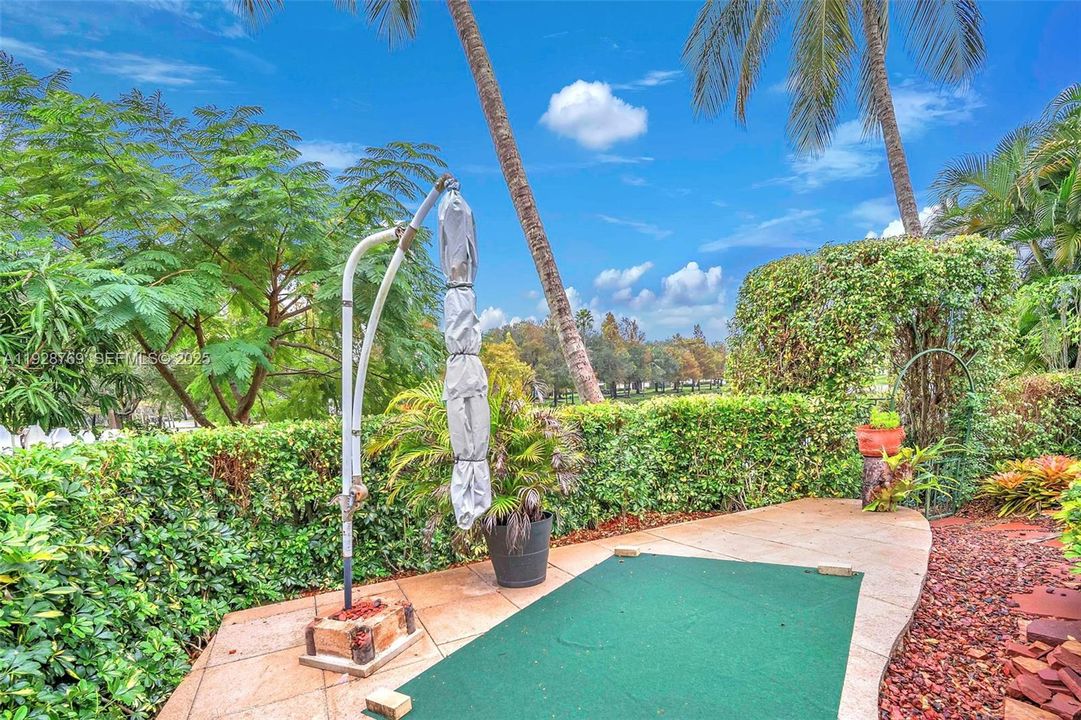 En Venta: $595,000 (3 camas, 2 baños, 2034 Pies cuadrados)