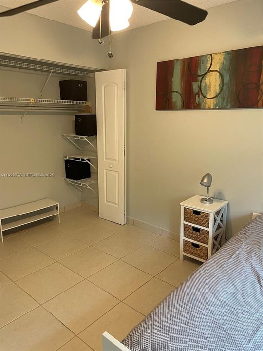 En Renta: $2,000 (2 camas, 2 baños, 950 Pies cuadrados)