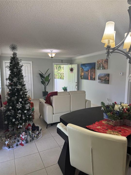 En Renta: $2,000 (2 camas, 2 baños, 950 Pies cuadrados)