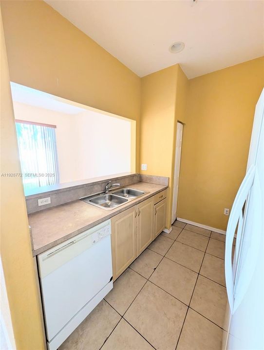 En Renta: $2,500 (3 camas, 2 baños, 1216 Pies cuadrados)