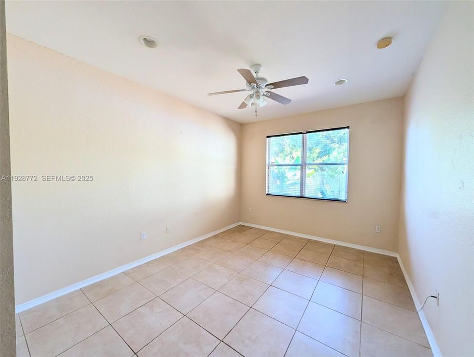 En Renta: $2,500 (3 camas, 2 baños, 1216 Pies cuadrados)