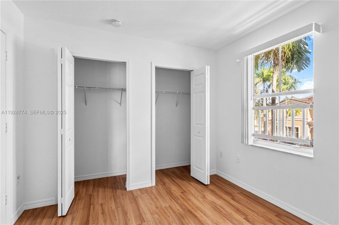 En Venta: $407,000 (3 camas, 2 baños, 1470 Pies cuadrados)