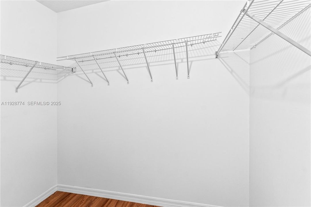 En Venta: $407,000 (3 camas, 2 baños, 1470 Pies cuadrados)