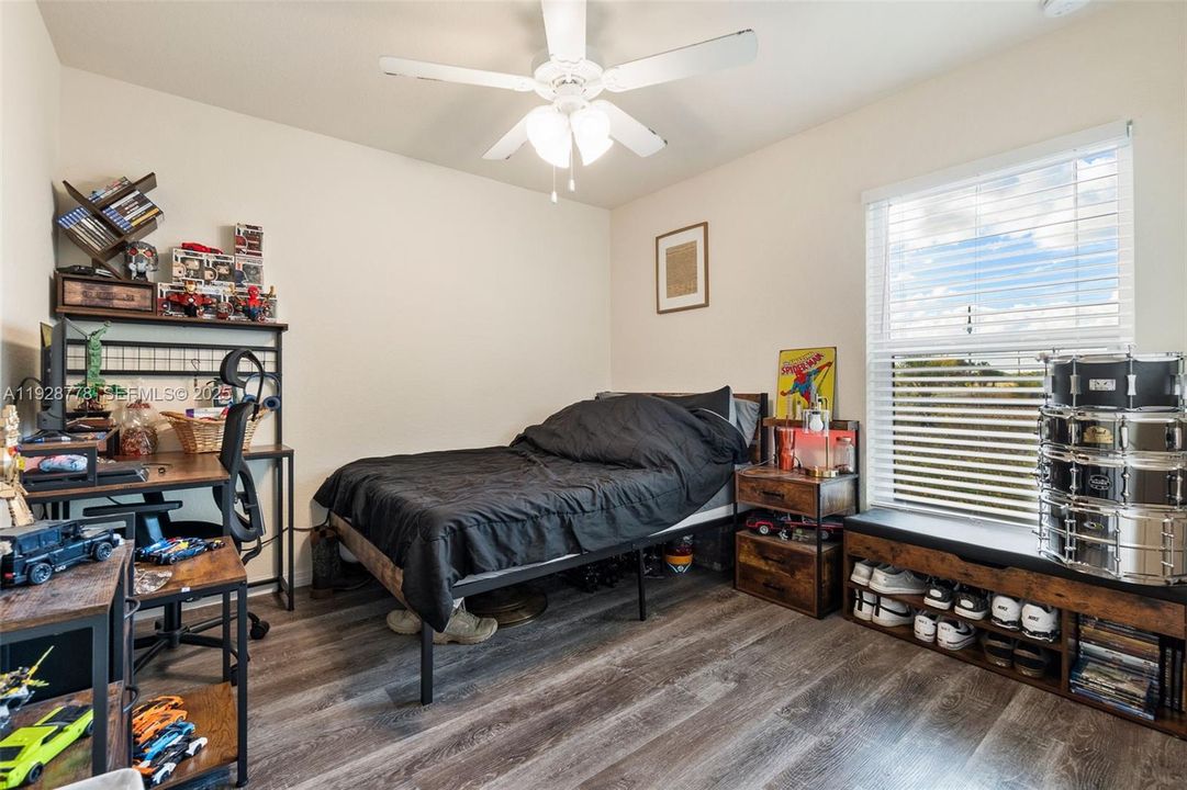 For Rent: $2,200 (3 beds, 2 baths, 0 Square Feet)