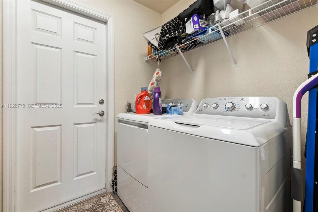 For Rent: $2,200 (3 beds, 2 baths, 0 Square Feet)