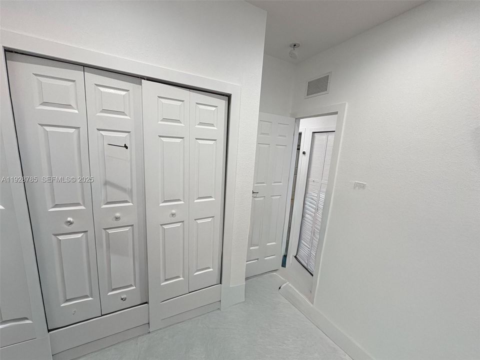 En Venta: $1,100,000 (5 camas, 5 baños, 3344 Pies cuadrados)