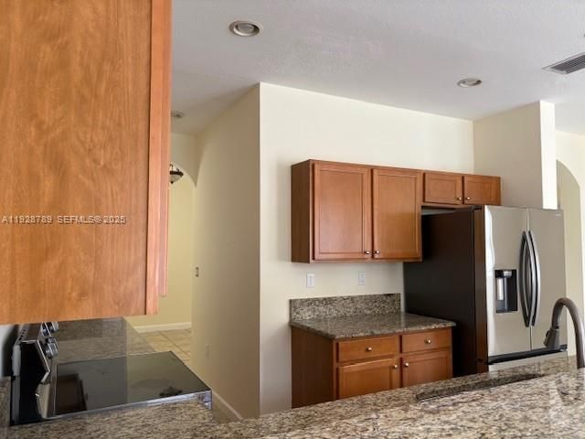 For Rent: $4,999 (5 beds, 4 baths, 2759 Square Feet)