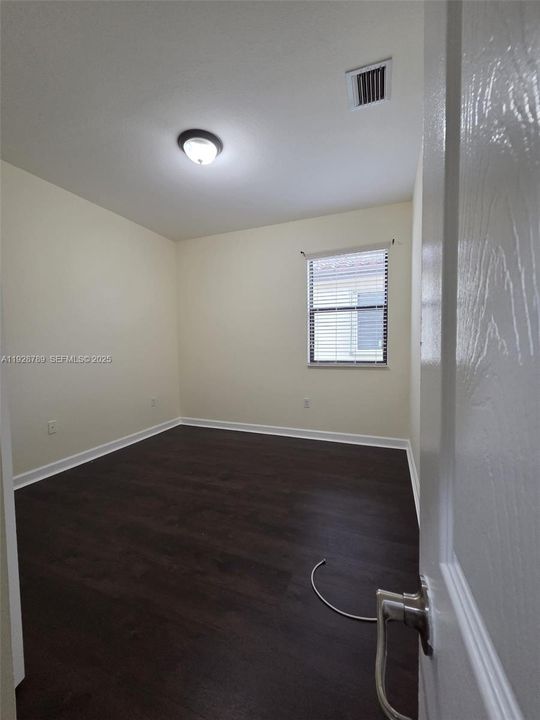 For Rent: $4,999 (5 beds, 4 baths, 2759 Square Feet)