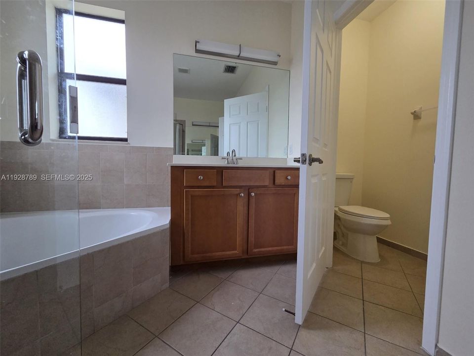 В аренду: $4,999 (5 спален, 4 ванн, 2759 Квадратных фут)