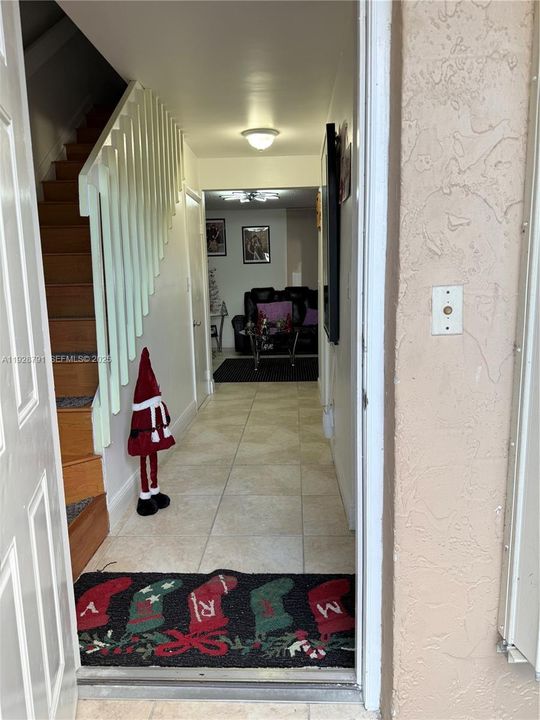 For Sale: $495,000 (3 beds, 2 baths, 1530 Square Feet)