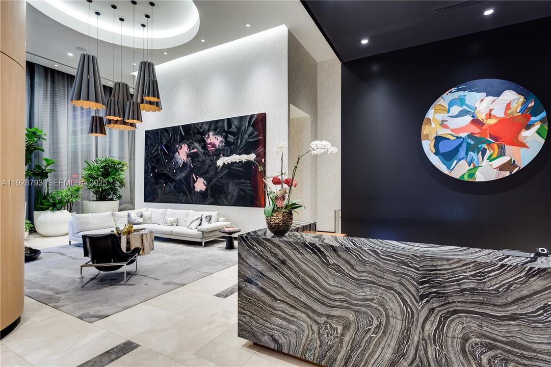 В аренду: $6,000 (2 спален, 2 ванн, 1048 Квадратных фут)